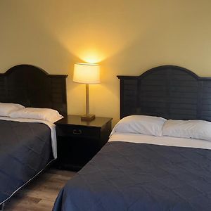 Standard Double Suite